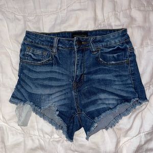 American Bazi blue jean shorts 💙